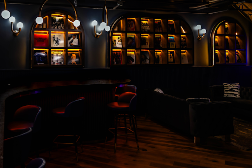 Easy Baby Underground Bar